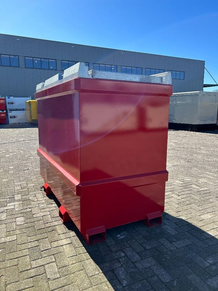 New Diesel Fuel Tank 3.000 Liter - DPX-31024 - Cuve de stockage: photos 3 New Diesel Fuel Tank 3.000 Liter - DPX-31024 - Cuve de stockage: photos 3