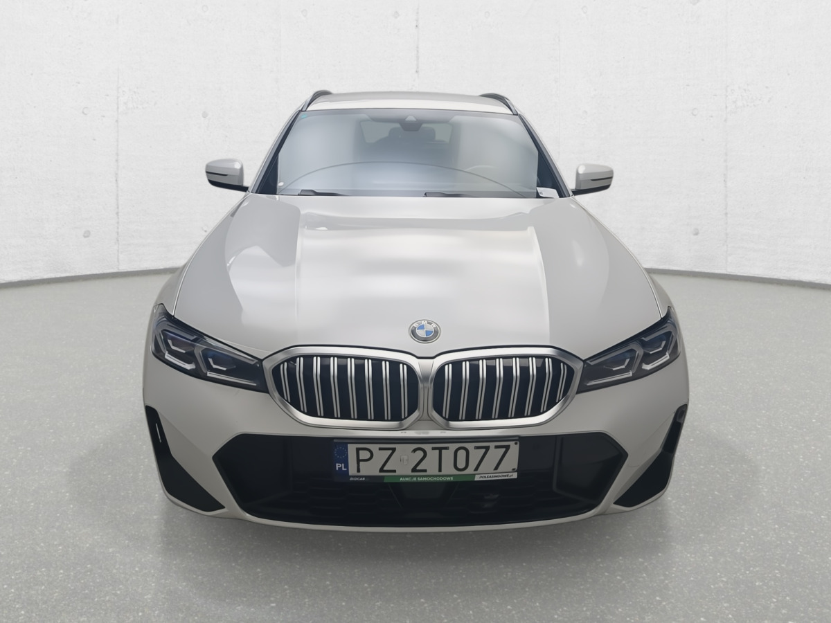 BMW 320D XDRIVE KOMBI - Voiture: photos 4 BMW 320D XDRIVE KOMBI - Voiture: photos 4