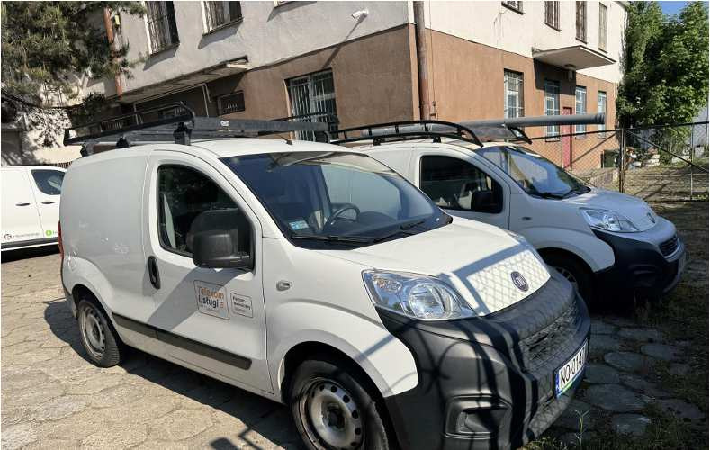 FIAT FIORINO FURGON BLASZAK - Fourgon utilitaire: photos 1 FIAT FIORINO FURGON BLASZAK - Fourgon utilitaire: photos 1