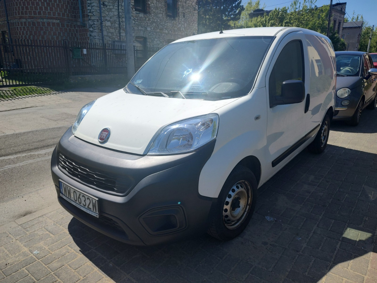 FIAT FIORINO FURGON BLASZAK - Fourgon utilitaire: photos 2 FIAT FIORINO FURGON BLASZAK - Fourgon utilitaire: photos 2