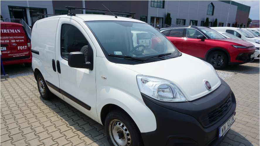FIAT FIORINO FURGON BLASZAK - Fourgon utilitaire: photos 1 FIAT FIORINO FURGON BLASZAK - Fourgon utilitaire: photos 1