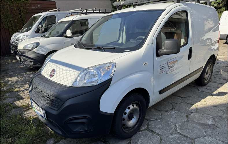 FIAT FIORINO FURGON BLASZAK - Fourgon utilitaire: photos 2 FIAT FIORINO FURGON BLASZAK - Fourgon utilitaire: photos 2
