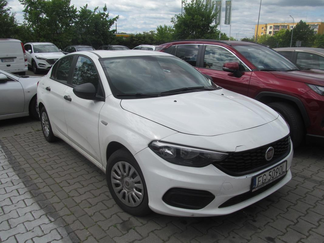 Berline FIAT TIPO SEDAN: photos 1