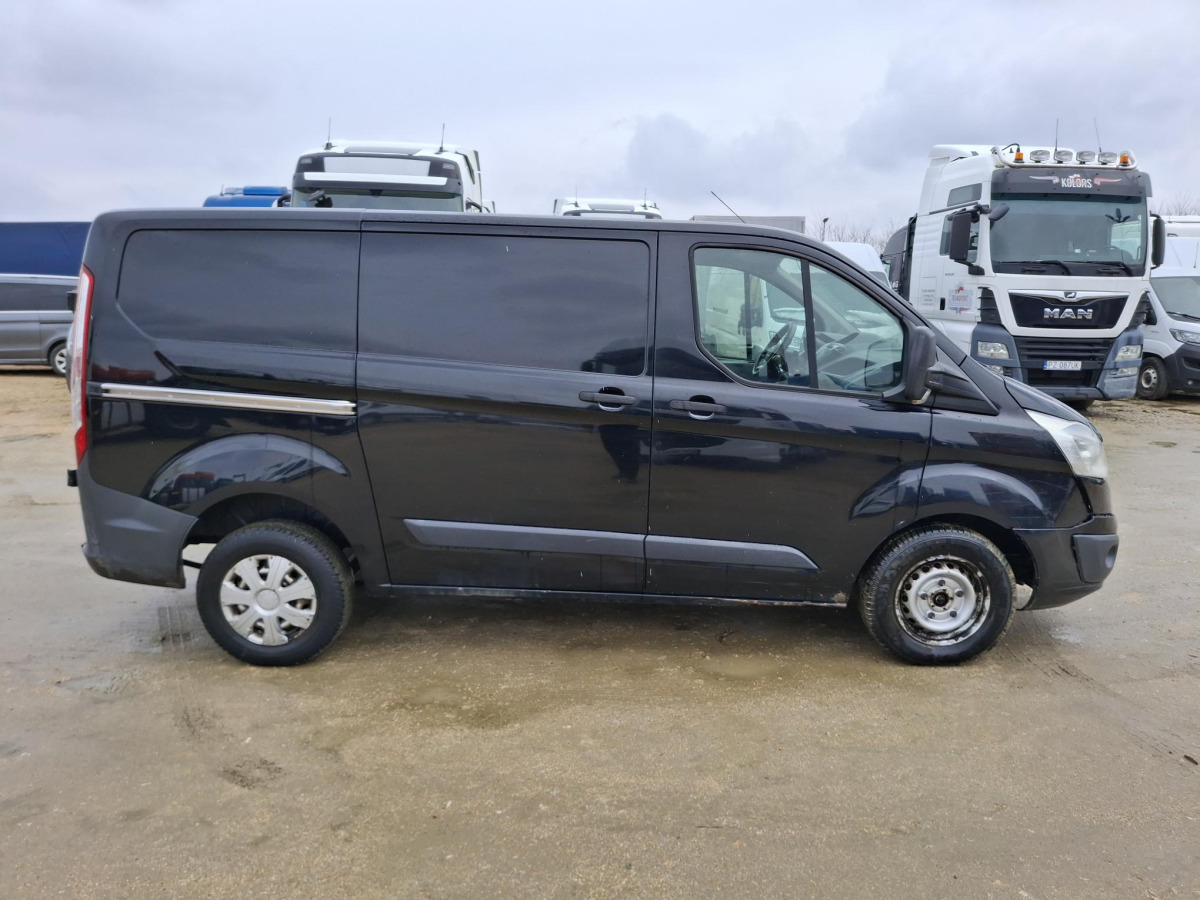 FORD TRANSIT CUSTOM FURGON BLASZAK - Fourgon utilitaire: photos 5 FORD TRANSIT CUSTOM FURGON BLASZAK - Fourgon utilitaire: photos 5