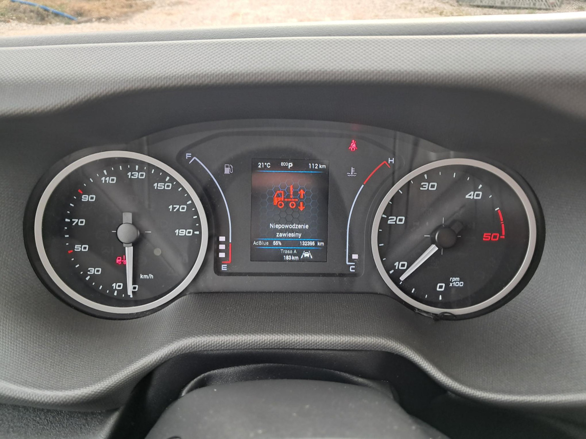 Fourgon grand volume IVECO DAILY KONTENER Z WINDĄ: photos 7