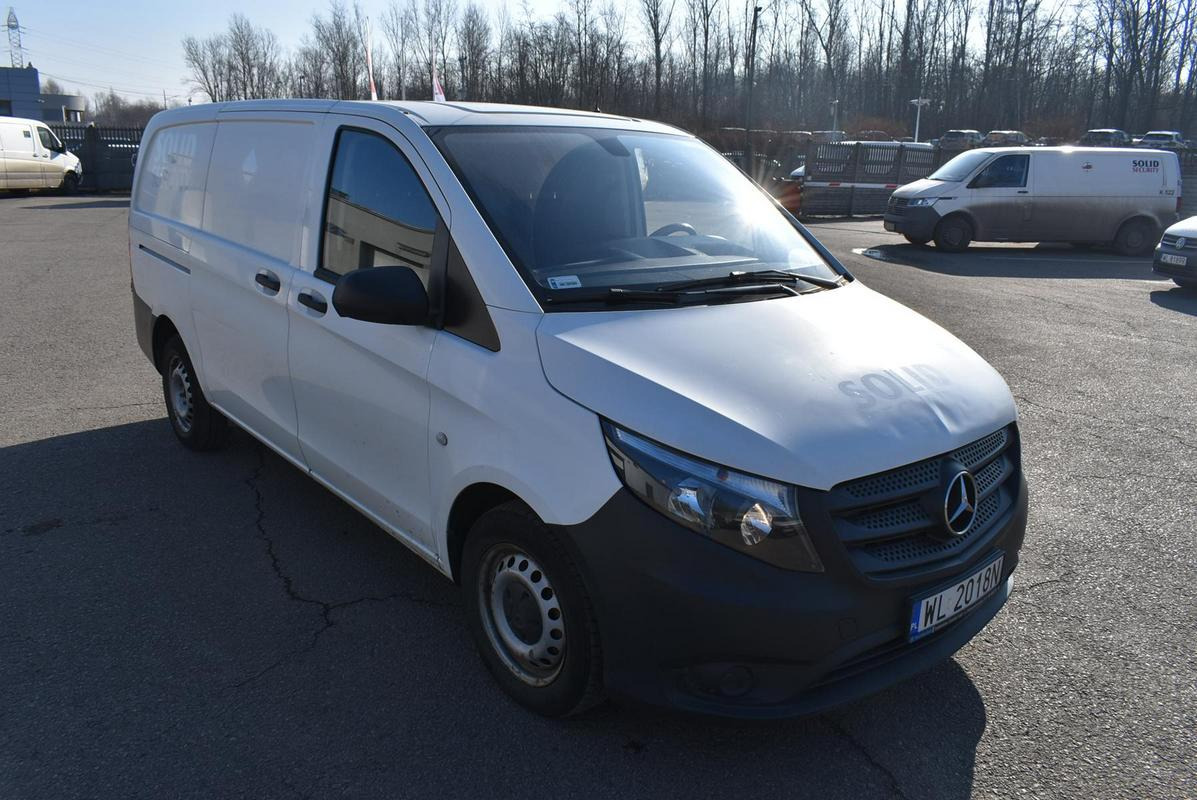 Fourgon utilitaire MERCEDES BENZ VITO SPECJALNY: photos 1