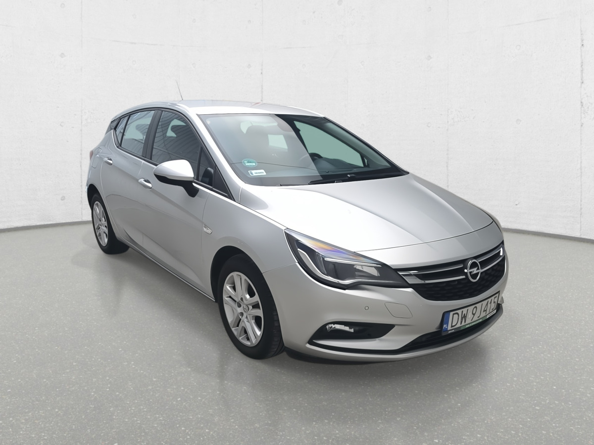 OPEL ASTRA HATCHBACK - Voiture à hayon: photos 1 OPEL ASTRA HATCHBACK - Voiture à hayon: photos 1