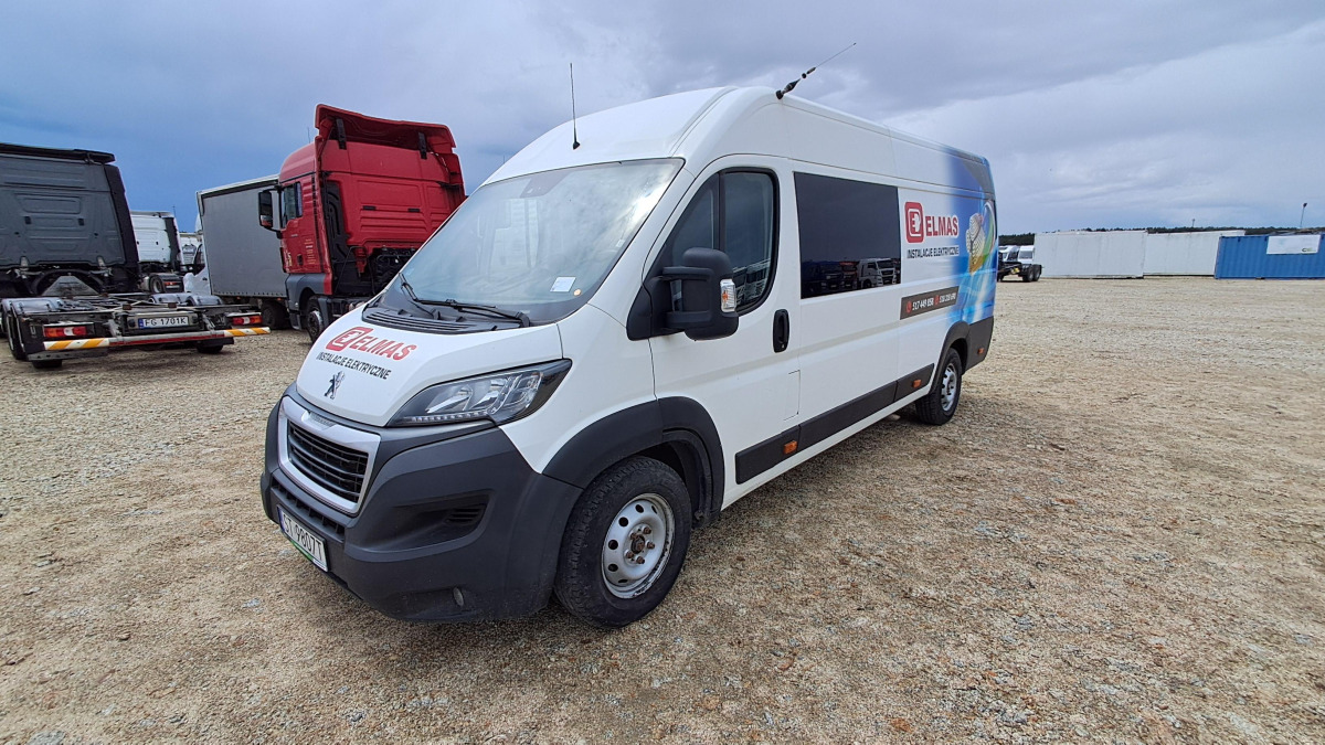 PEUGEOT BOXER BRYGADÓWKA - Utilitaire double cabine: photos 5 PEUGEOT BOXER BRYGADÓWKA - Utilitaire double cabine: photos 5