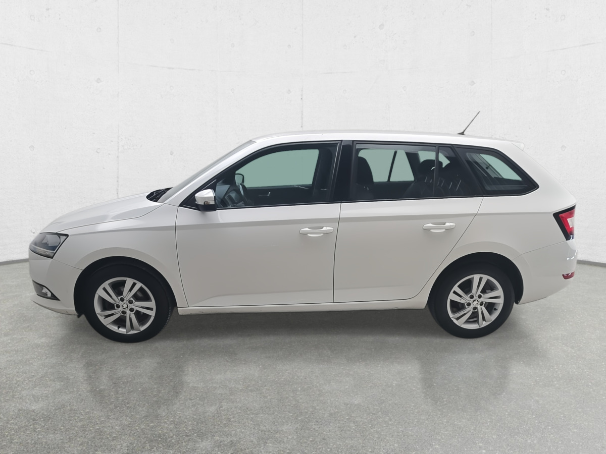SKODA FABIA KOMBI - Voiture: photos 5 SKODA FABIA KOMBI - Voiture: photos 5