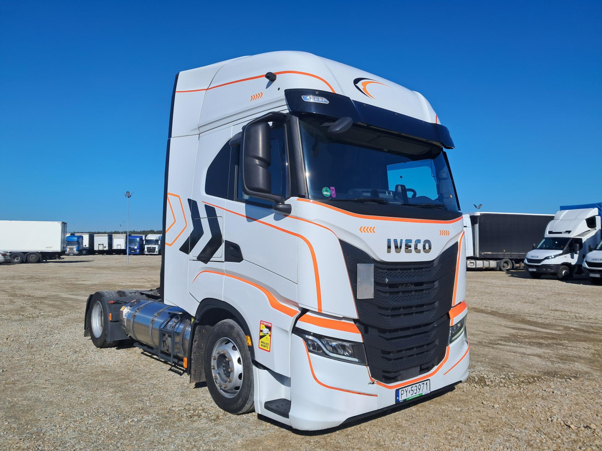 IVECO AS440ST/FP LT LNG CIĄGNIK SIODŁOWY - Tracteur routier: photos 1 IVECO AS440ST/FP LT LNG CIĄGNIK SIODŁOWY - Tracteur routier: photos 1