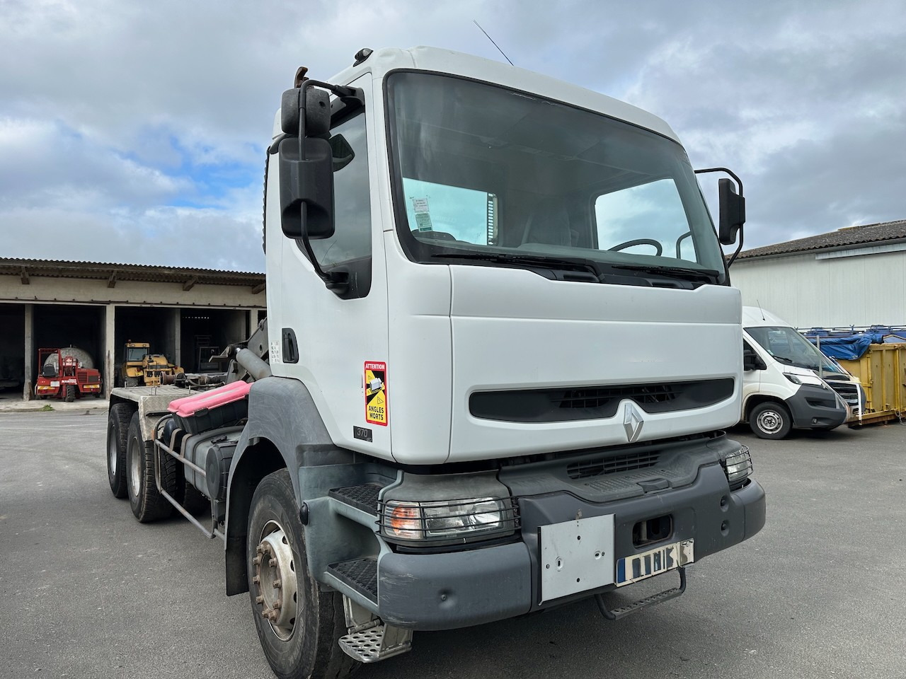 RENAULT KERAX 370 DCI - Camion ampliroll: photos 5 RENAULT KERAX 370 DCI - Camion ampliroll: photos 5