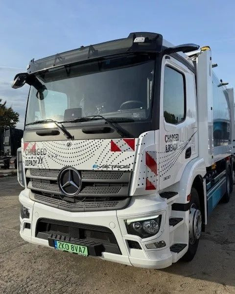 Mercedes-Benz eActros 300 L 6x2 Elektryczna śmieciarka - Benne à ordures ménagères: photos 5 Mercedes-Benz eActros 300 L 6x2 Elektryczna śmieciarka - Benne à ordures ménagères: photos 5
