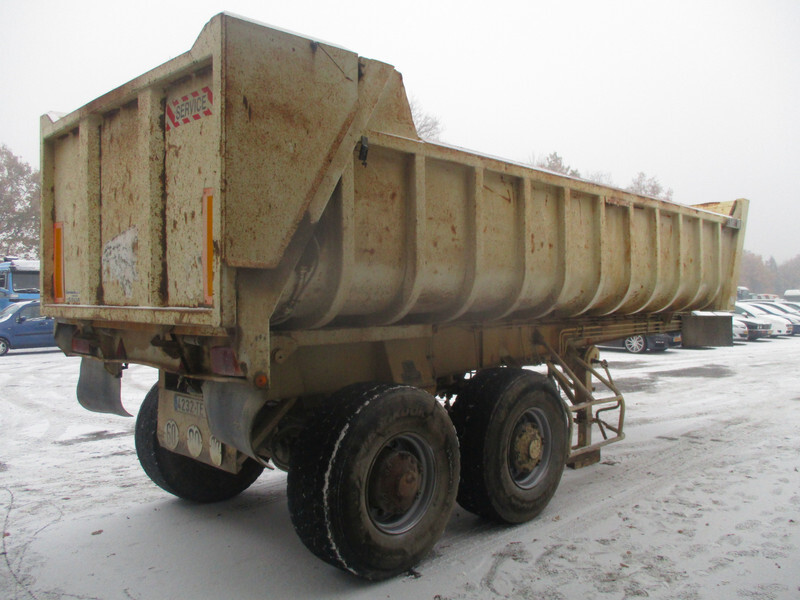Fruehauf 2 Axle ,Steel Tipper , Drum Brakes , Spring suspension - Semi-remorque benne: photos 3 Fruehauf 2 Axle ,Steel Tipper , Drum Brakes , Spring suspension - Semi-remorque benne: photos 3