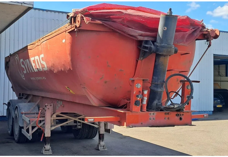 General Trailer 2 Axle , 8 Tyres , Steel Tipper Trailer , Spring Suspension , Drum brakes - Semi-remorque benne: photos 4 General Trailer 2 Axle , 8 Tyres , Steel Tipper Trailer , Spring Suspension , Drum brakes - Semi-remorque benne: photos 4