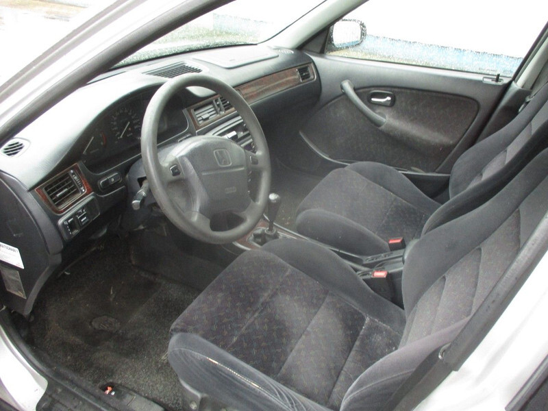 Voiture Honda Civic 1.6i LS AERODECK , Airco, Export: photos 11