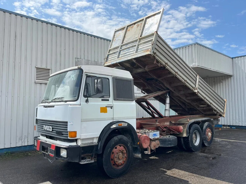 Iveco Turbostar 190-38 , 6x2 , V8 Watercooling , 3 Way Tipper , Spring Suspension , Manual - Camion benne: photos 1 Iveco Turbostar 190-38 , 6x2 , V8 Watercooling , 3 Way Tipper , Spring Suspension , Manual - Camion benne: photos 1
