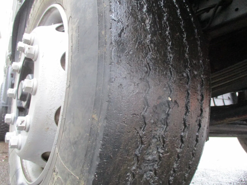Camion benne MAN 26 322 ZF Manual , 6x4 , 3 way tipper , Spring suspension: photos 15