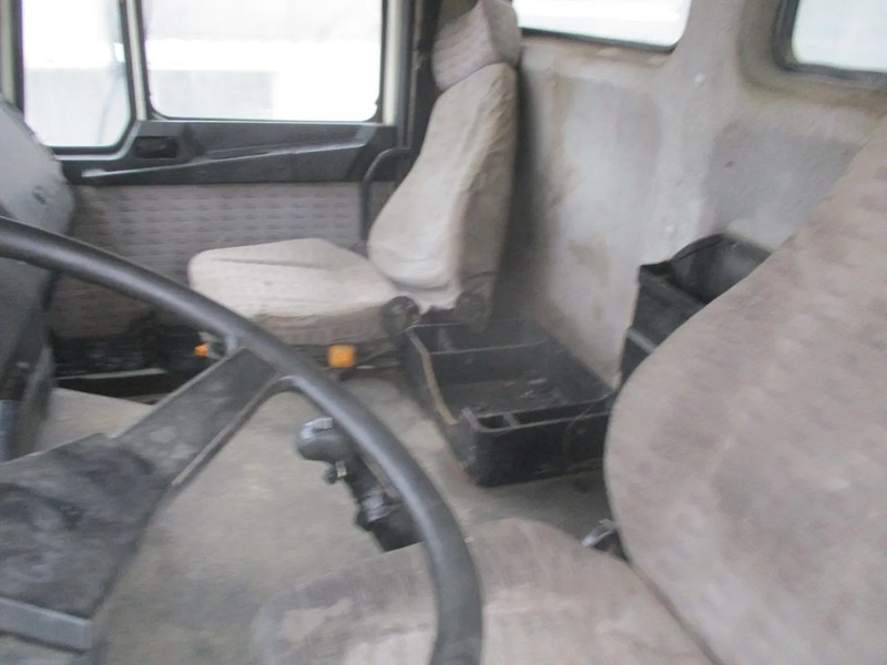 Camion benne MAN 26 322 ZF Manual , 6x4 , 3 way tipper , Spring suspension: photos 13