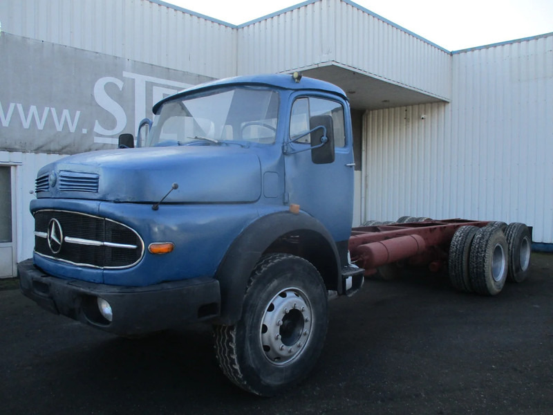 Châssis cabine Mercedes-Benz LK 2624 , 6x4 , Manual , Spring suspension: photos 1