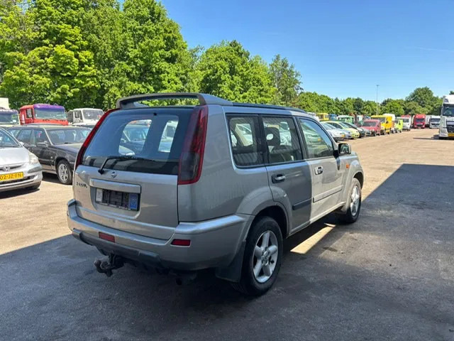 Nissan X-Trail 2.2 DCi , 4x4 , Airco , Export - SUV: photos 3 Nissan X-Trail 2.2 DCi , 4x4 , Airco , Export - SUV: photos 3