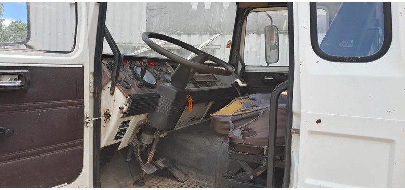 Camion benne Renault Midliner S 130 , 6 Cylinder , 3 Way Tipper , Spring suspensiom: photos 12