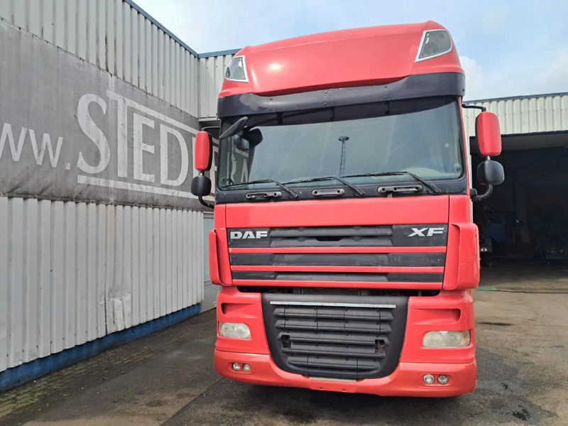 DAF XF 105 460 , Manual Gearbox , PTO , Tipper Hydraulics , Airco , Superspace Cab - Tracteur routier: photos 5 DAF XF 105 460 , Manual Gearbox , PTO , Tipper Hydraulics , Airco , Superspace Cab - Tracteur routier: photos 5