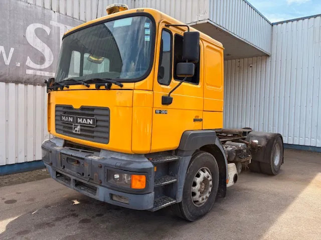 MAN 19.364 F2000 ,6 Cylinder , Belgium Truck , ZF Manual , Euro 2 - Tracteur routier: photos 1 MAN 19.364 F2000 ,6 Cylinder , Belgium Truck , ZF Manual , Euro 2 - Tracteur routier: photos 1