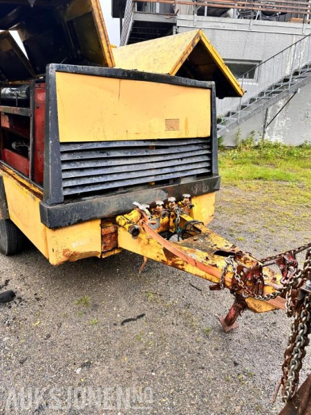 1900 Atlas Copco 160 XASS kompressor - Matériel de chantier: photos 4 1900 Atlas Copco 160 XASS kompressor - Matériel de chantier: photos 4