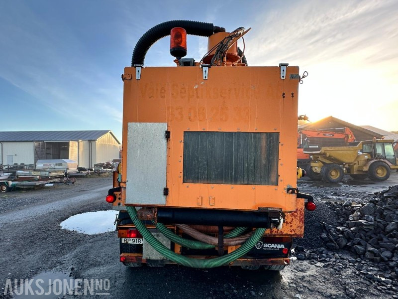 1984 Scania P112H 6X2 LSlamsuger / Sugebil – Motorredskap - Camion hydrocureur: photos 4 1984 Scania P112H 6X2 LSlamsuger / Sugebil – Motorredskap - Camion hydrocureur: photos 4