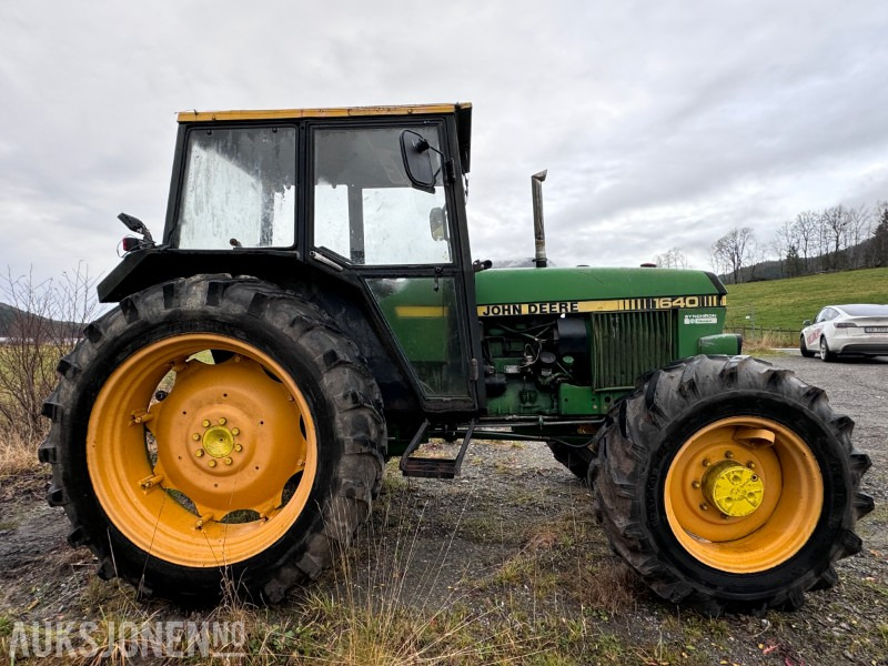 Tracteur agricole 1985 John Deere 1640 SYNCHRON - 4x4: photos 7