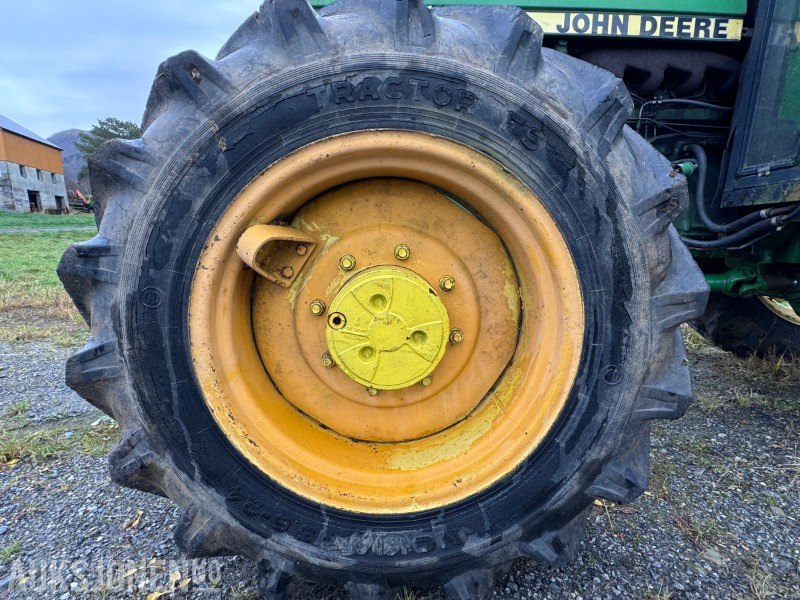 Tracteur agricole 1985 John Deere 1640 SYNCHRON - 4x4: photos 9