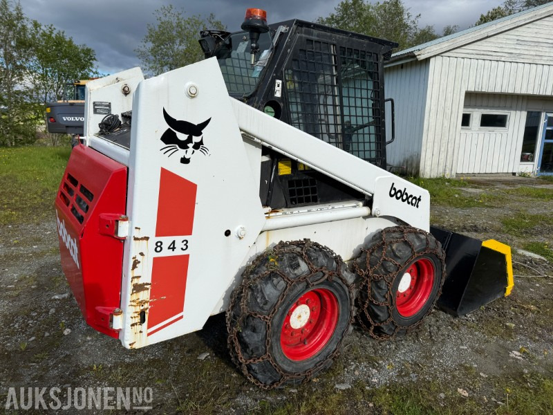 1986 Bobcat 843 kompaktlaster med skuffe og gaffler - Mini chargeuse: photos 3 1986 Bobcat 843 kompaktlaster med skuffe og gaffler - Mini chargeuse: photos 3