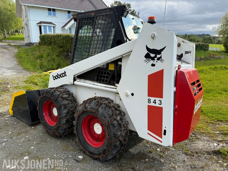 1986 Bobcat 843 kompaktlaster med skuffe og gaffler - Mini chargeuse: photos 4 1986 Bobcat 843 kompaktlaster med skuffe og gaffler - Mini chargeuse: photos 4