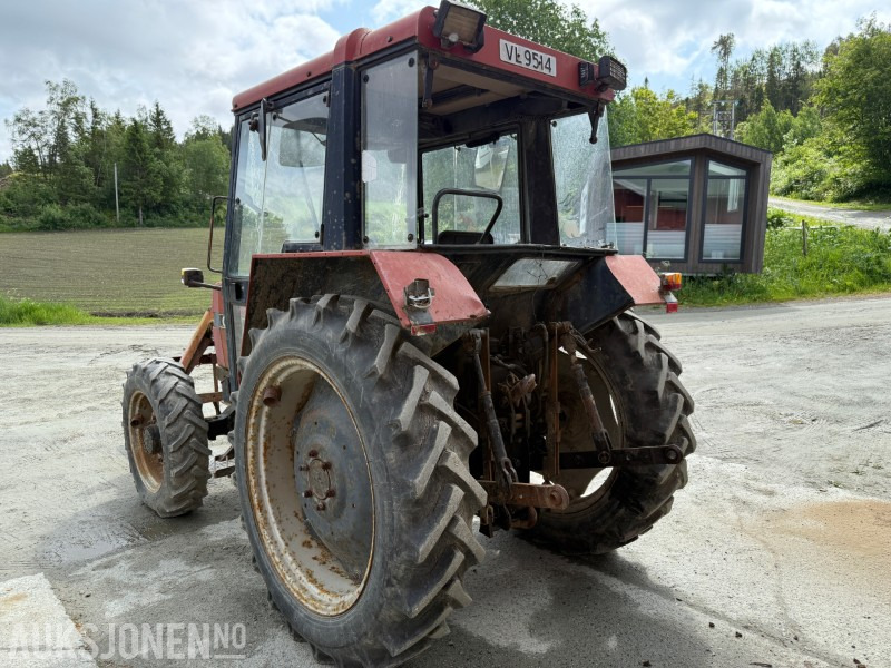 1987 CASE IH 633 traktor med skogkjettinger - Tracteur agricole: photos 4 1987 CASE IH 633 traktor med skogkjettinger - Tracteur agricole: photos 4