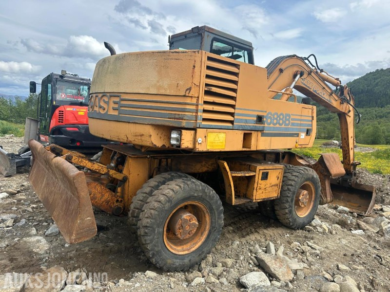 1995 Case Poclain 688B-P hjulgraver med tiltrotator og pusseskuffe - Pelle: photos 5 1995 Case Poclain 688B-P hjulgraver med tiltrotator og pusseskuffe - Pelle: photos 5