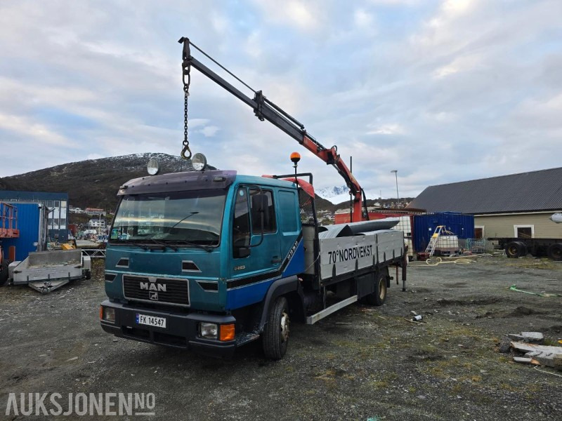 1996 MAN 8.223 LC Kranbil - 355000KM - Camion grue: photos 1 1996 MAN 8.223 LC Kranbil - 355000KM - Camion grue: photos 1