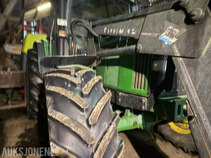 1997 John Deere 6300 med frontlaster - Tracteur agricole: photos 4 1997 John Deere 6300 med frontlaster - Tracteur agricole: photos 4