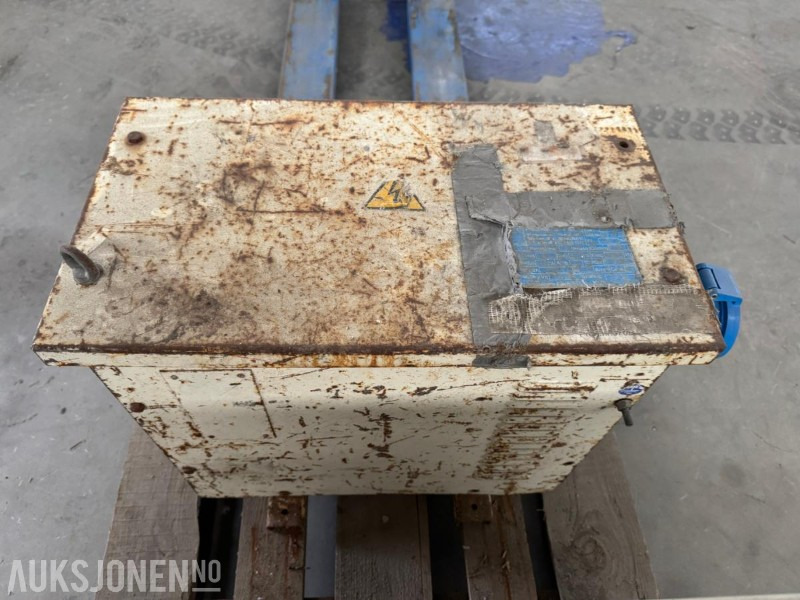 2 stk trafoer - Matériel de chantier: photos 5 2 stk trafoer - Matériel de chantier: photos 5
