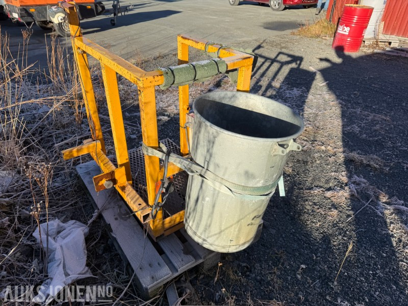 2000 Arbeidsvogn til pickup/liten lastebil - Matériel de chantier: photos 3 2000 Arbeidsvogn til pickup/liten lastebil - Matériel de chantier: photos 3