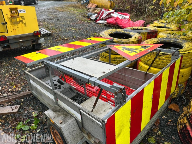 2000 Skilthenger - Matériel de chantier: photos 4 2000 Skilthenger - Matériel de chantier: photos 4