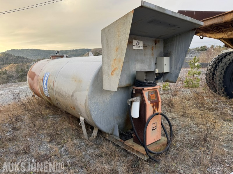 2002 Dieseltank med pumpe - Matériel de chantier: photos 3 2002 Dieseltank med pumpe - Matériel de chantier: photos 3