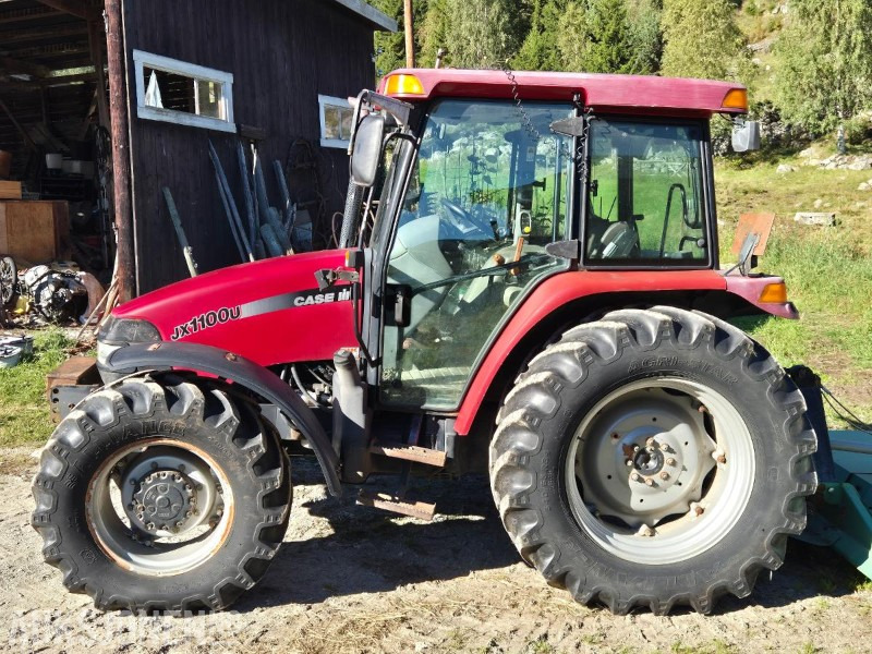 2004 CASE IH JX1100U Maxxima 4WD - Tracteur agricole: photos 2 2004 CASE IH JX1100U Maxxima 4WD - Tracteur agricole: photos 2