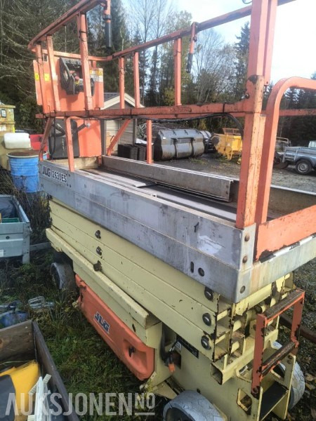 2005 JLG 2630 ES Lift - Nacelle: photos 4 2005 JLG 2630 ES Lift - Nacelle: photos 4