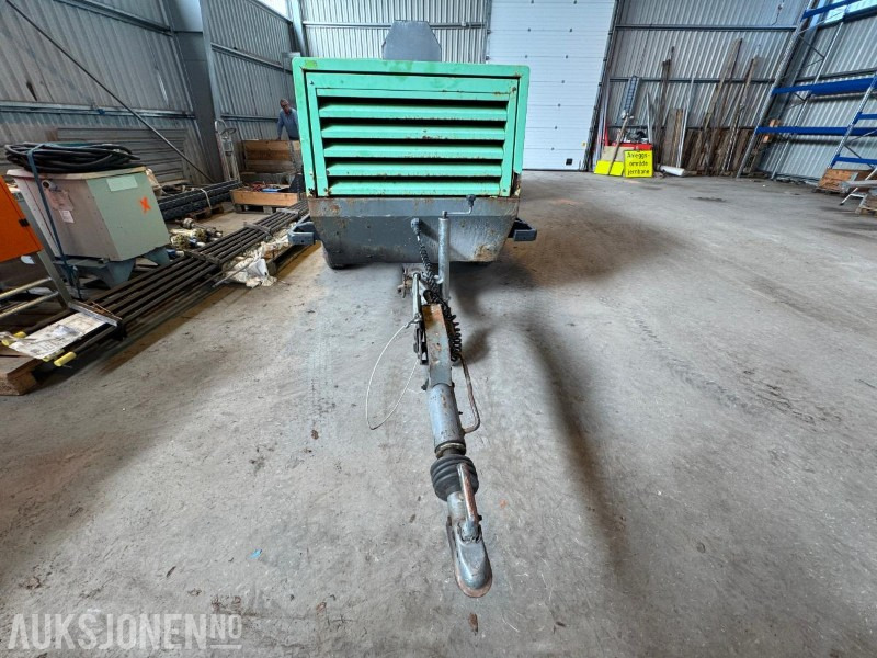2006 Atlas Copco XAS 186 tilhengermontert kompressor - Matériel de chantier: photos 2 2006 Atlas Copco XAS 186 tilhengermontert kompressor - Matériel de chantier: photos 2