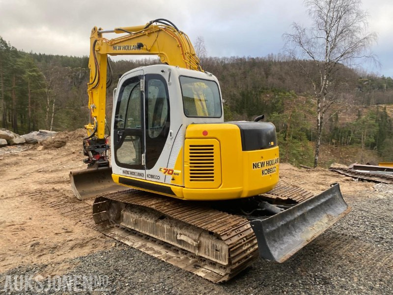 2006 New Holland Kobelco e70 mva fri med tiltrotator, pusseskuff og graveskuff - Pelle: photos 2 2006 New Holland Kobelco e70 mva fri med tiltrotator, pusseskuff og graveskuff - Pelle: photos 2
