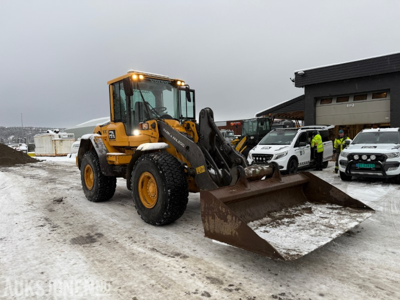 2007 Volvo L70F - Pusseskuffe - 9668t - Sentralsmøring - Chargeuse sur pneus: photos 4 2007 Volvo L70F - Pusseskuffe - 9668t - Sentralsmøring - Chargeuse sur pneus: photos 4
