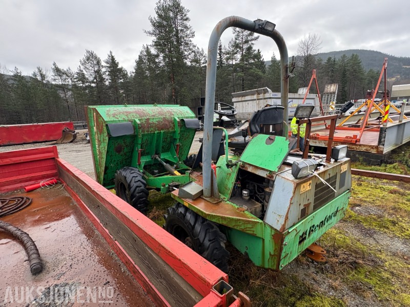 2008 Terex Benford PT4000 YHR – 4 000 kg site dumper - Tombereau: photos 4 2008 Terex Benford PT4000 YHR – 4 000 kg site dumper - Tombereau: photos 4