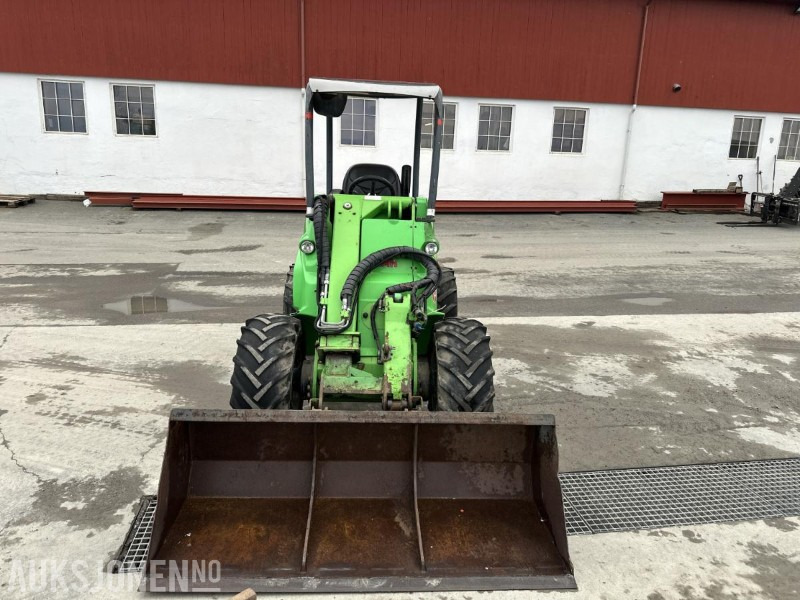 2009 AVANT 750 MINILASTER | 2 SKUFFER | AVANT 1500 KOST | PALLEGAFLER | 3267 TIMER - Mini chargeuse: photos 3 2009 AVANT 750 MINILASTER | 2 SKUFFER | AVANT 1500 KOST | PALLEGAFLER | 3267 TIMER - Mini chargeuse: photos 3