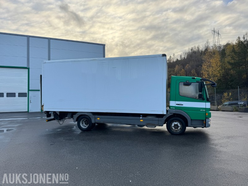 2009 Mercedes-Benz ATEGO - Camion fourgon: photos 4 2009 Mercedes-Benz ATEGO - Camion fourgon: photos 4