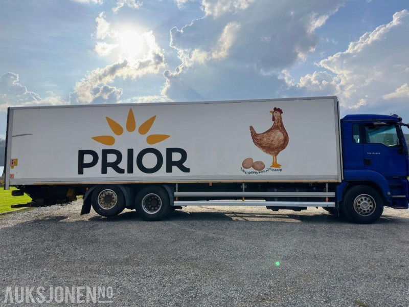 2010 MAN TGX 26.440 6x2 Skapbil | Thermo King TS-600E aggregat | Zepro bakløft - Camion fourgon: photos 4 2010 MAN TGX 26.440 6x2 Skapbil | Thermo King TS-600E aggregat | Zepro bakløft - Camion fourgon: photos 4